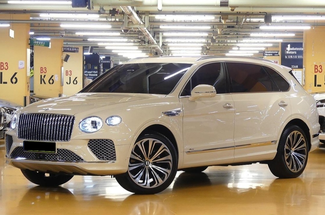 Bentley Bentayga, 2024 — фото 4 из 12