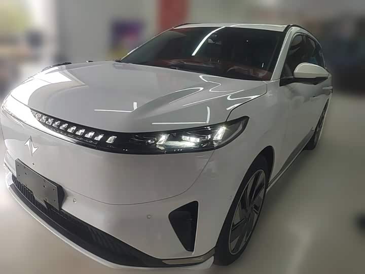 Dongfeng Yipai eπ 008, 2025 — купить в Москве под ключ
