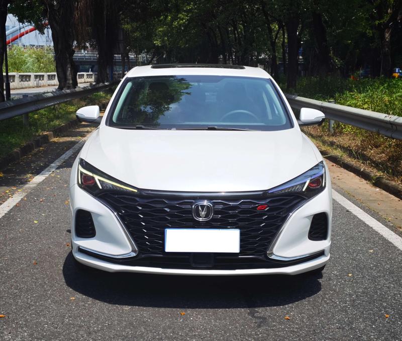 Changan Eado Plus, 2021 — фото 2 из 10