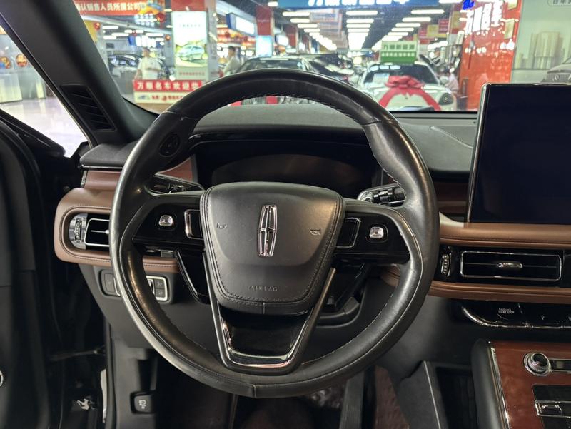 Lincoln Aviator, 2021 — фото 10 из 12