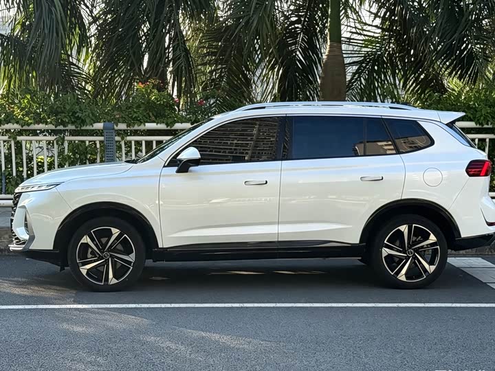Roewe RX5 Max, 2022 — фото 3 из 9