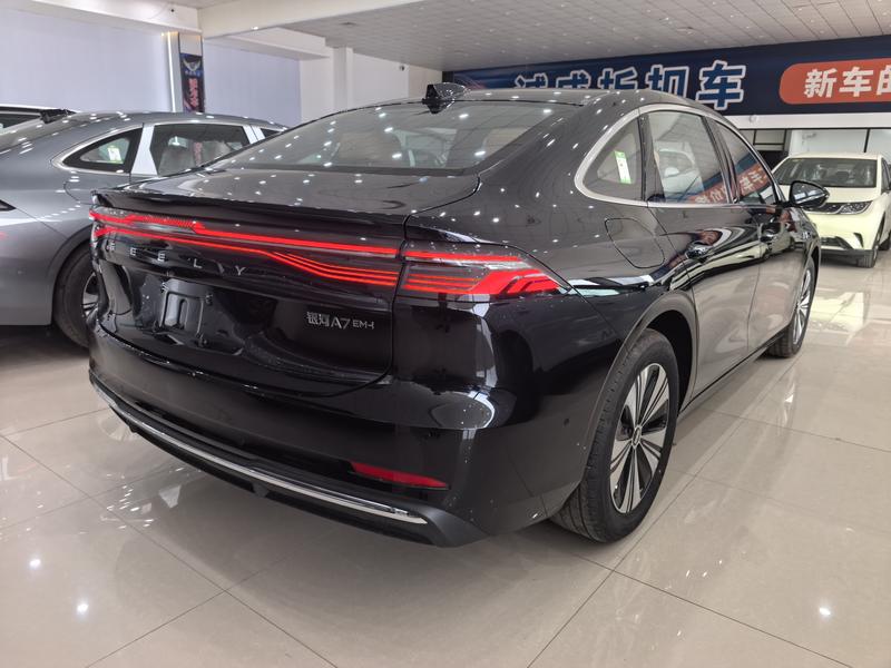 Geely Galaxy A7, 2026 — фото 4 из 9