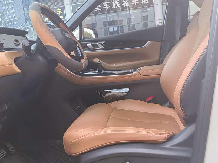 Geely Atlas L, 2025 — фото 4 из 9