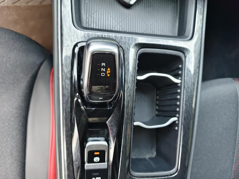 Dongfeng Aeolus Yixuan Max, 2023 — фото 9 из 12