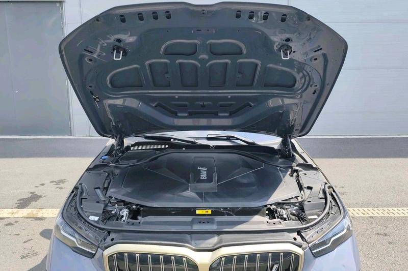 BMW i5, 2025 — фото 6 из 12