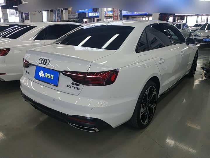 Audi A4L, 2024 — фото 3 из 9
