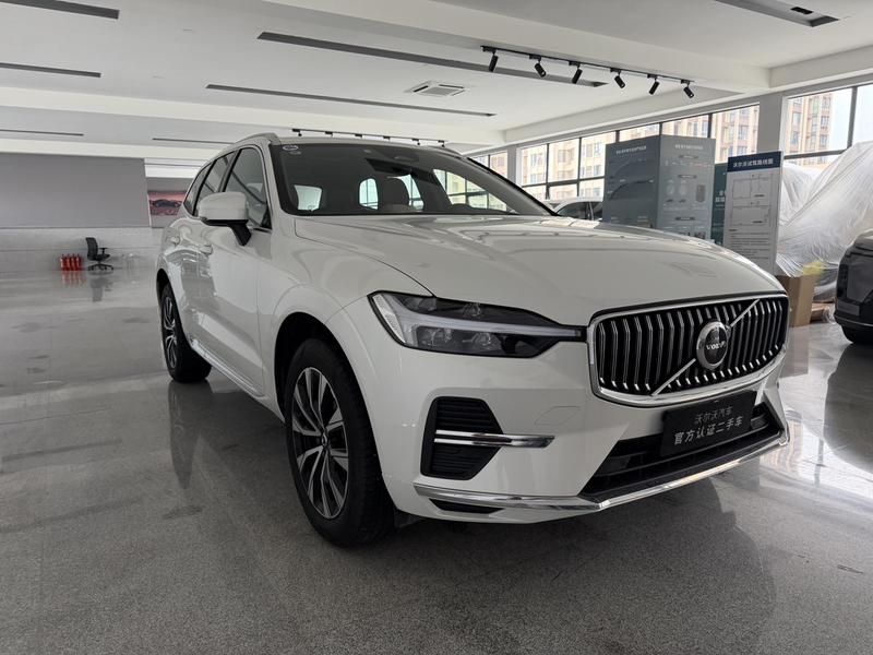 Volvo XC60, 2024 — фото 3 из 12