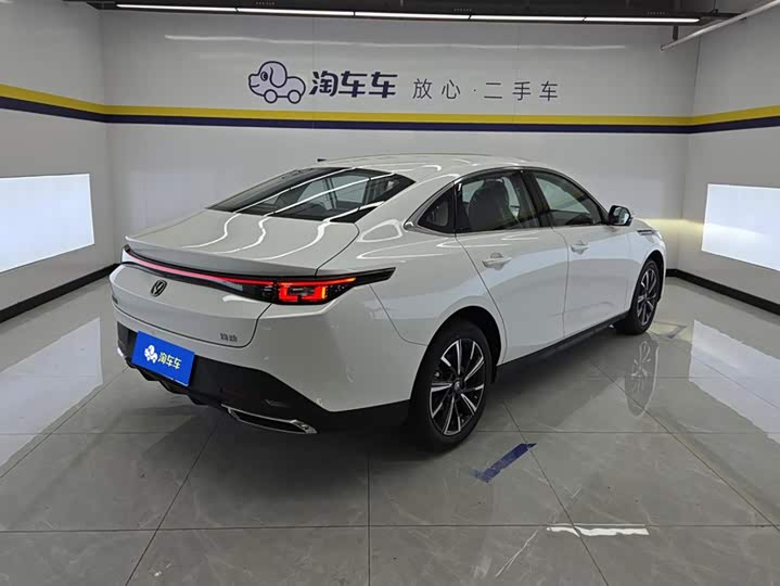 Changan Eado Plus, 2026 — фото 3 из 9