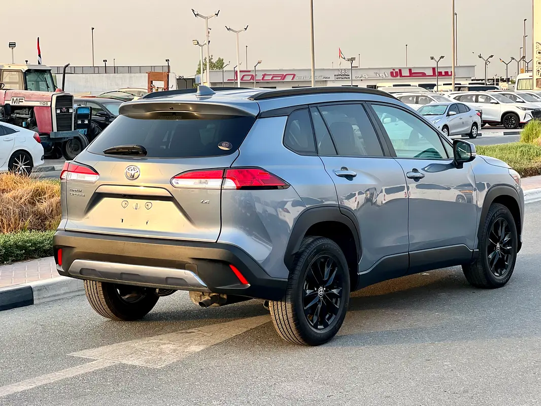 Toyota Corolla Cross, 2022 — фото 5 из 10