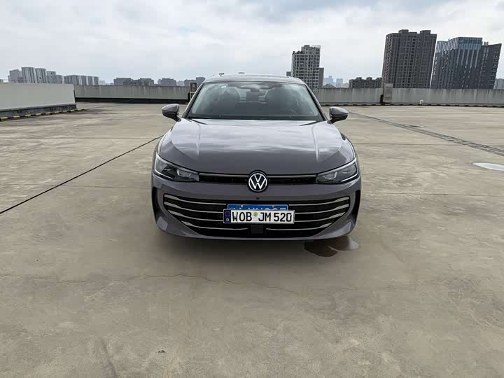 Volkswagen Passat, 2024 — фото 2 из 9