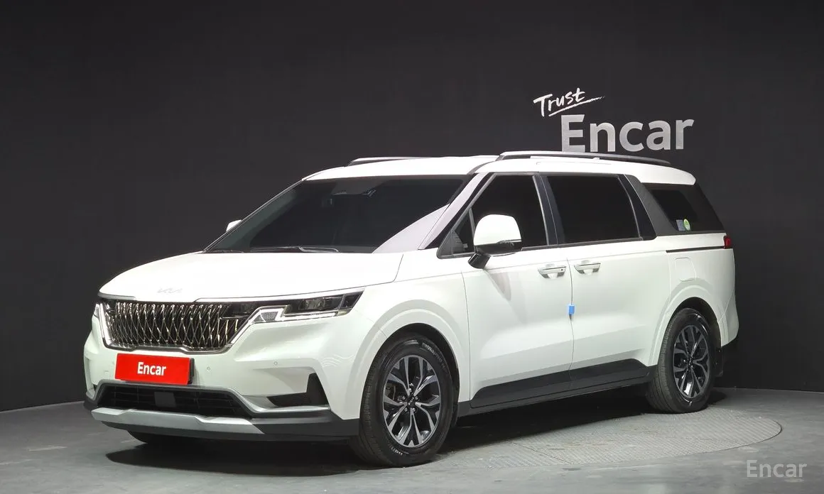 Kia Carnival, 2022 — купить в Перми под ключ