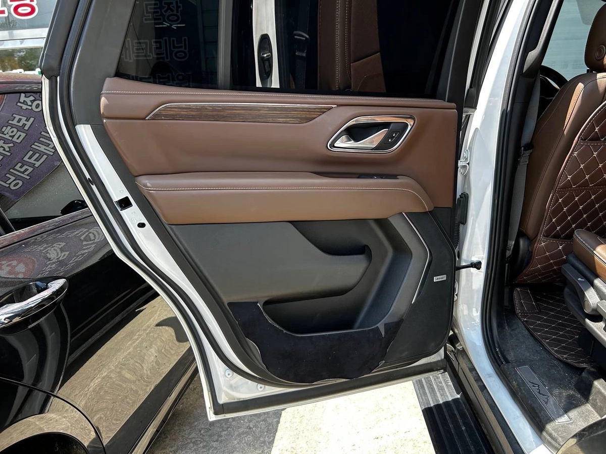 Chevrolet Tahoe, 2022 — фото 9 из 12