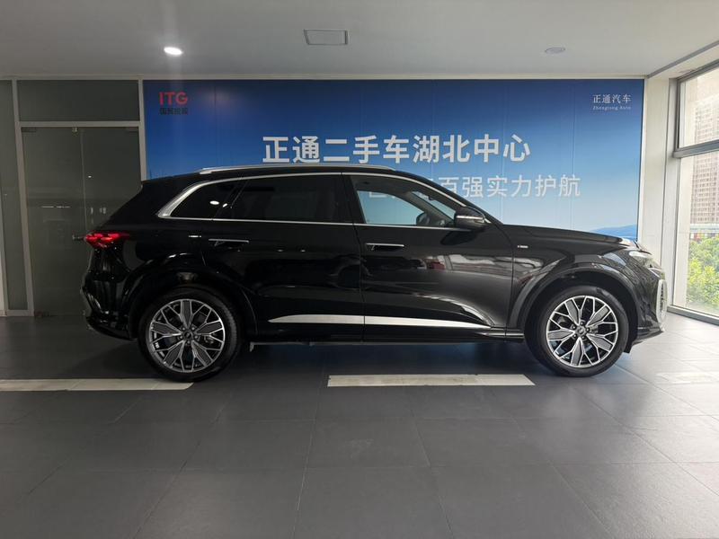 Audi Q5L, 2025 — фото 6 из 12