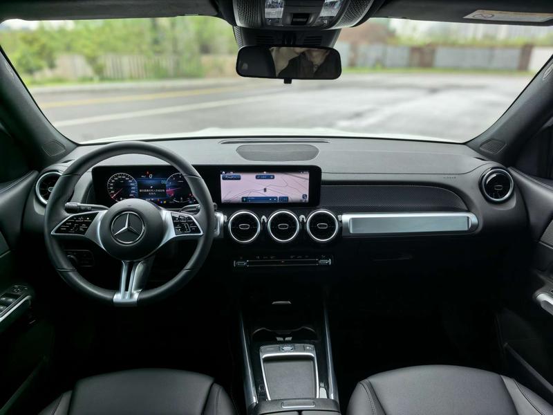 Mercedes-Benz GLB-Class, 2023 — фото 7 из 12