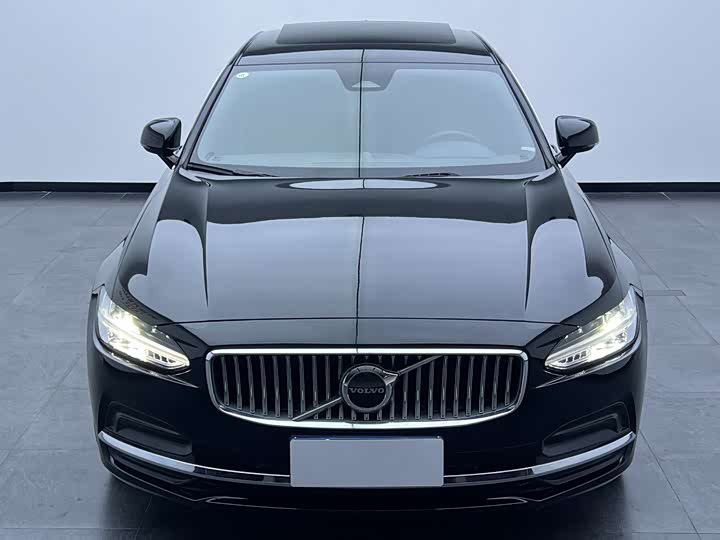 Volvo S90, 2023 — фото 2 из 9