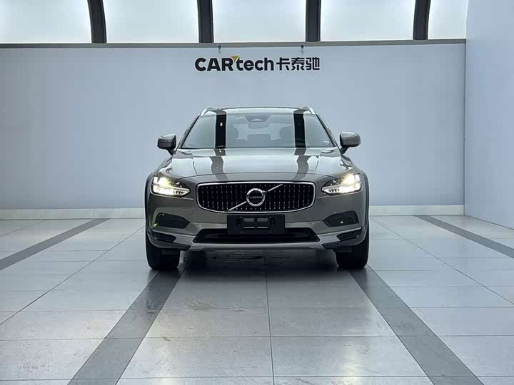 Volvo V90, 2022 — фото 3 из 9