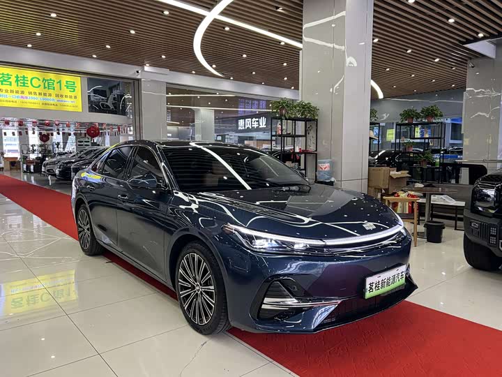Geely Galaxy A7, 2025 — фото 3 из 9