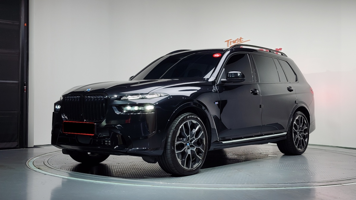 BMW X7, 2025 — купить в Белгороде под ключ
