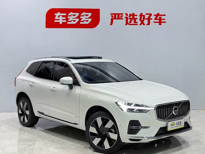 Volvo XC60 Hybrid, 2024 — фото 3 из 9