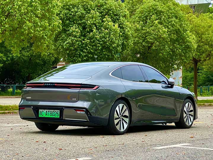 Geely Galaxy E8, 2024 — фото 9 из 9