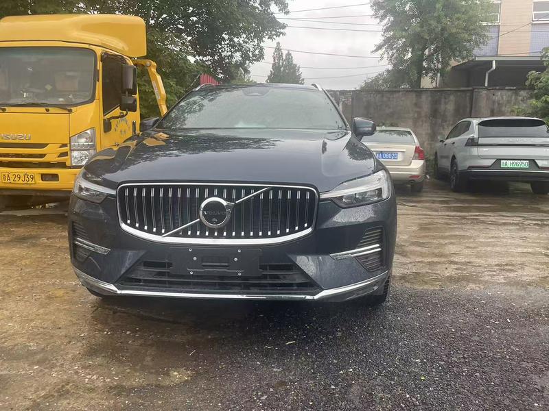 Volvo XC60, 2024 — фото 2 из 11
