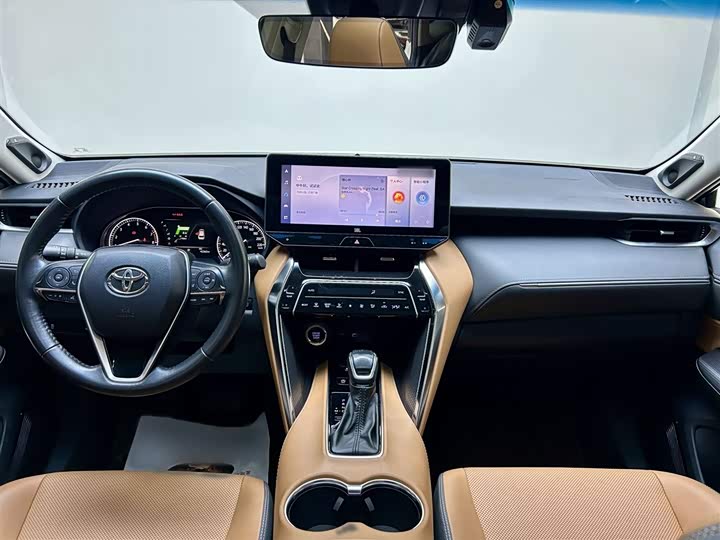 Toyota Venza, 2022 — фото 9 из 9