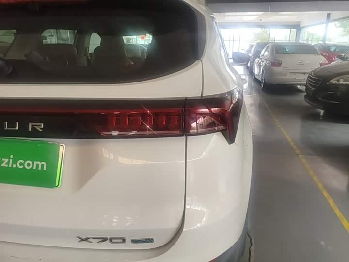 Jetour X70 Hybrid, 2024 — фото 8 из 9