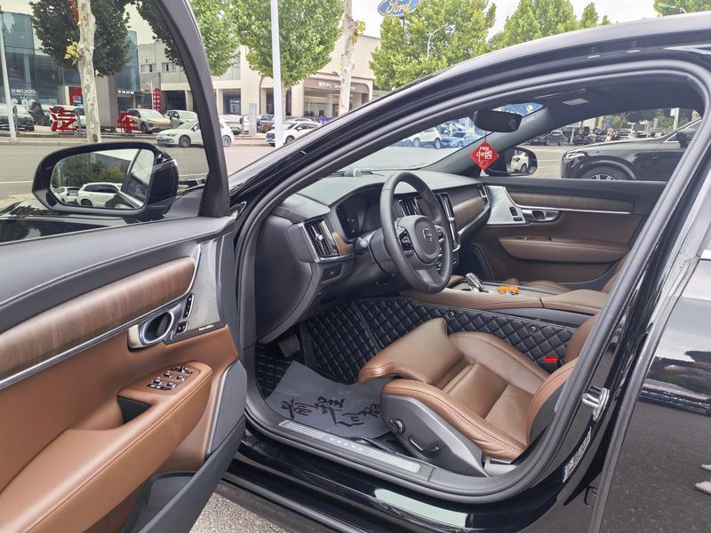 Volvo S90, 2023 — фото 10 из 12