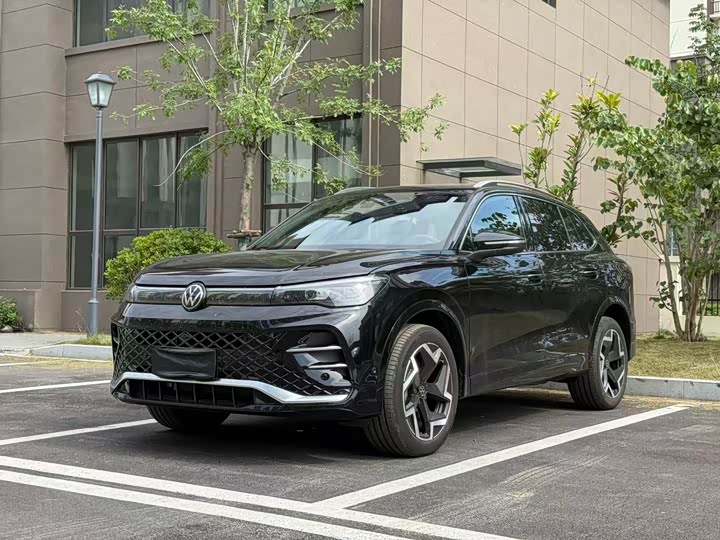 Volkswagen Tiguan L Pro, 2025 — купить в Орле под ключ