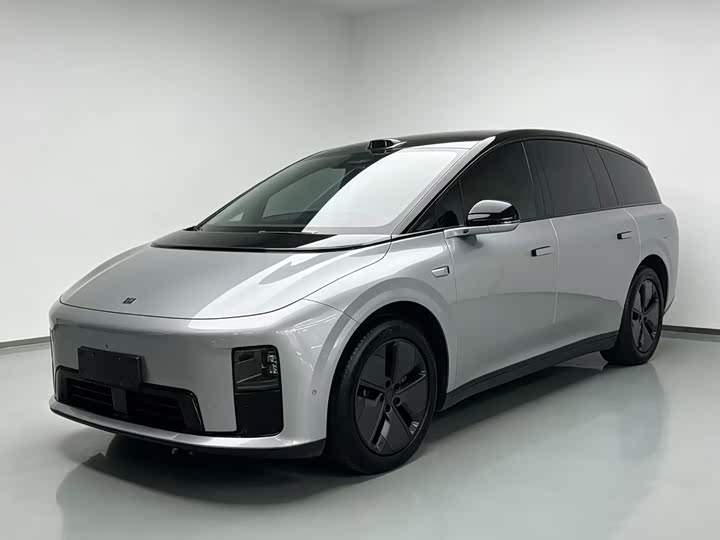 LiXiang i8, 2025 — купить в Туле под ключ