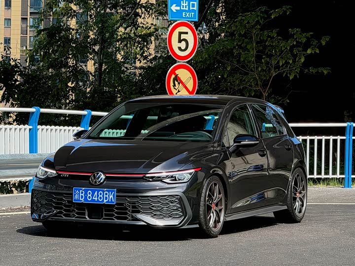 Volkswagen Golf GTI, 2026 — купить в Курске под ключ
