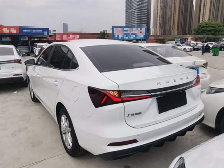 Roewe i5, 2025 — фото 5 из 9
