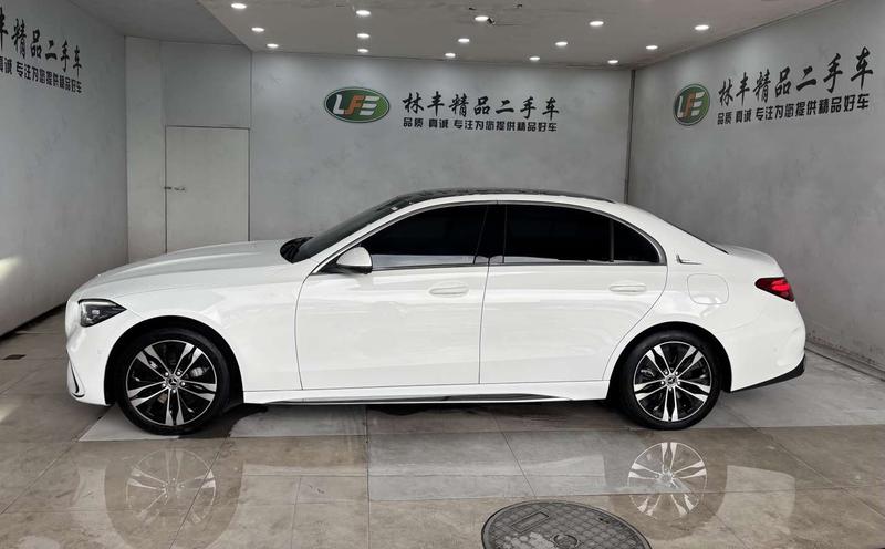 Mercedes-Benz C-Class Hybrid, 2025 — фото 4 из 12