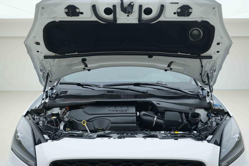 Jaguar E-Pace, 2023 — фото 7 из 12
