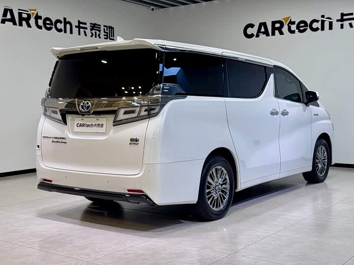 Toyota Vellfire, 2022 — фото 4 из 9