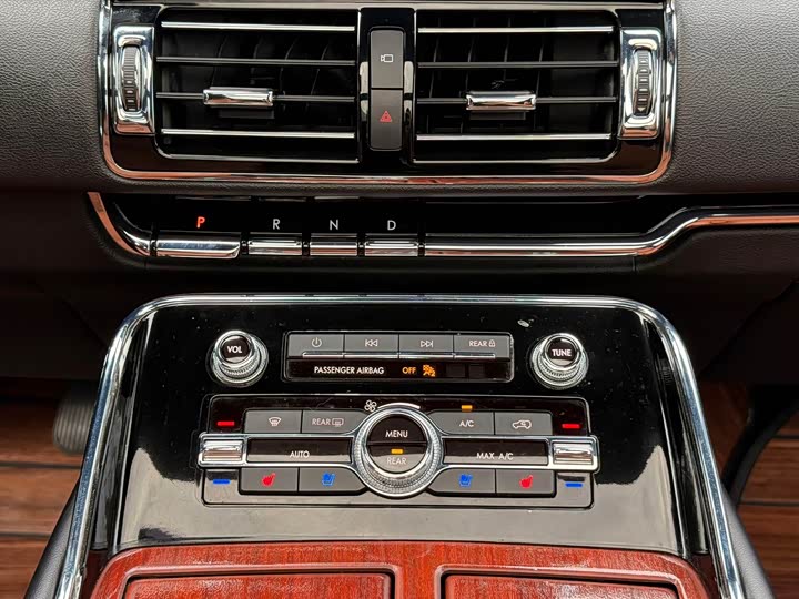 Lincoln Navigator, 2021 — фото 6 из 9