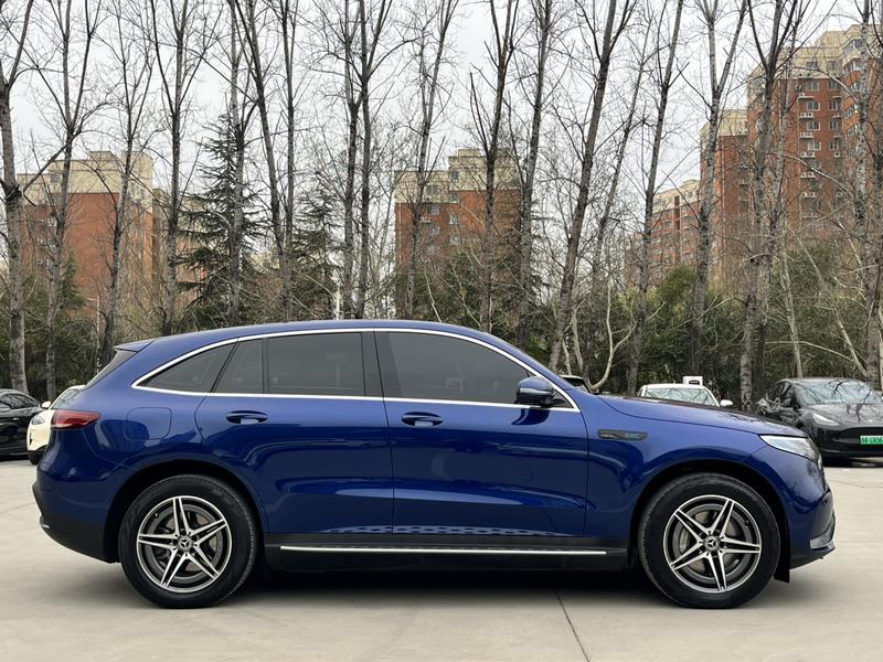 Mercedes-Benz EQC, 2022 — фото 8 из 12