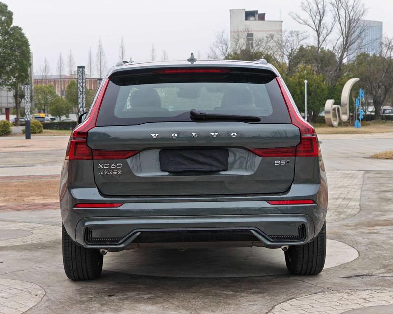 Volvo XC60, 2025 — фото 5 из 12