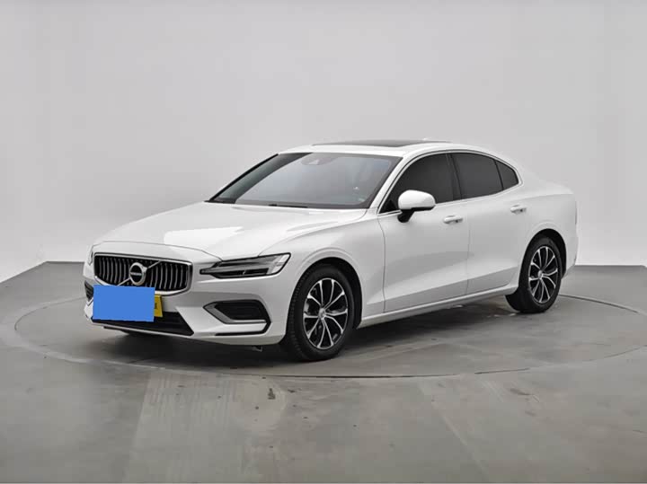 Volvo S60, 2021 — купить в Санкт-Петербурге под ключ