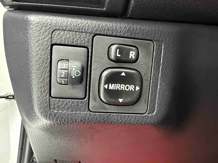 Toyota Yaris L Hatchback, 2022 — фото 9 из 9