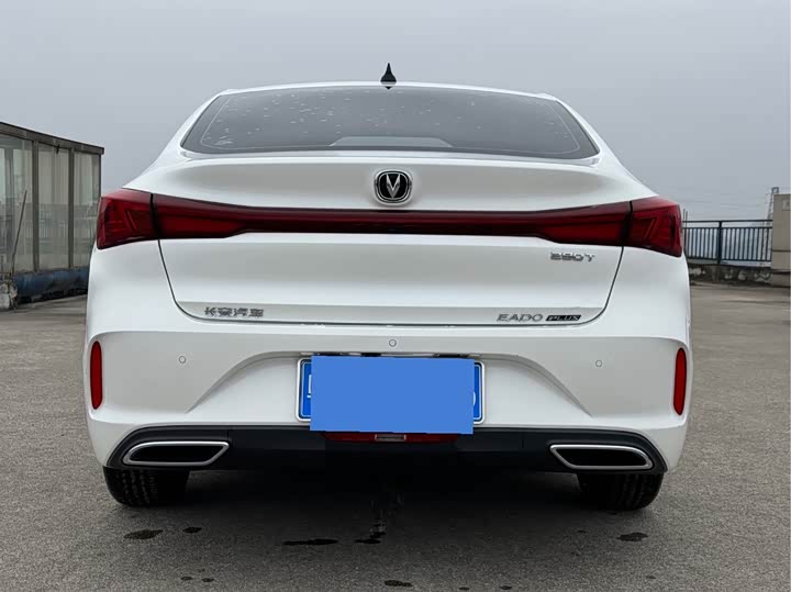 Changan Eado Plus, 2022 — фото 5 из 9