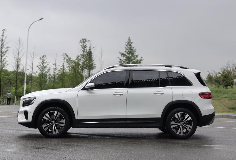 Mercedes-Benz GLB-Class, 2023 — фото 3 из 12