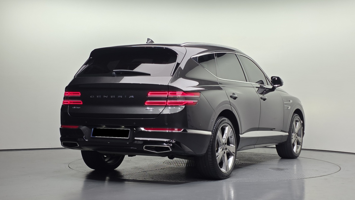 Genesis GV80, 2023 — фото 2 из 12