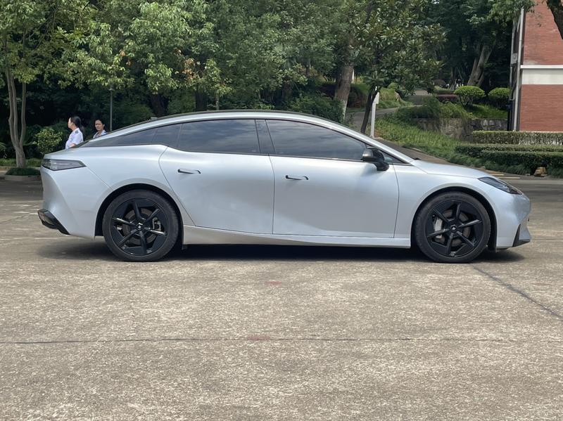 GAC Hyptec GT, 2025 — фото 8 из 12