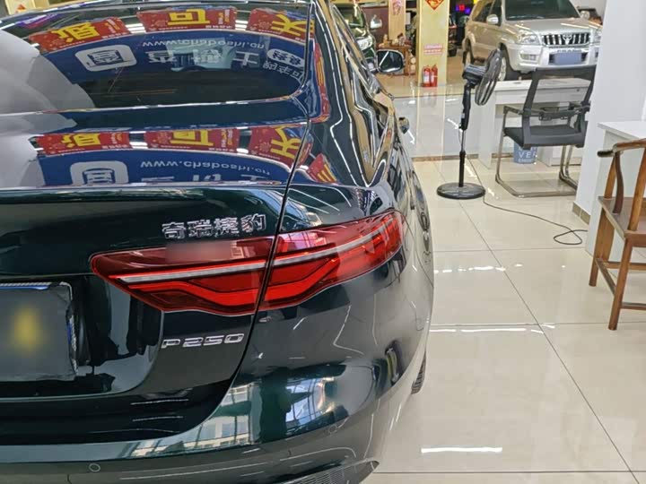 Jaguar XE L, 2023 — фото 8 из 9