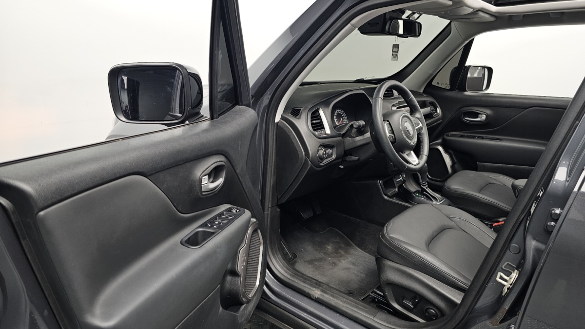 Jeep Renegade, 2023 — фото 9 из 12