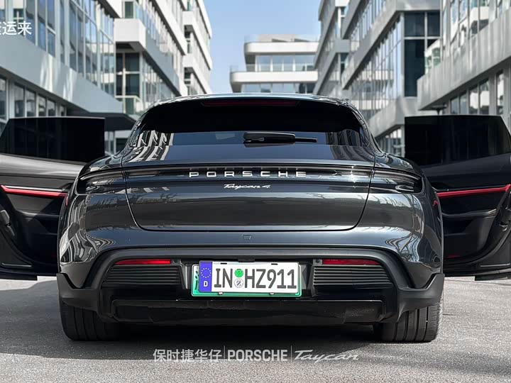 Porsche Taycan, 2023 — фото 6 из 9
