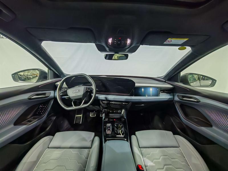 Audi Q6L e-tron, 2025 — фото 7 из 11