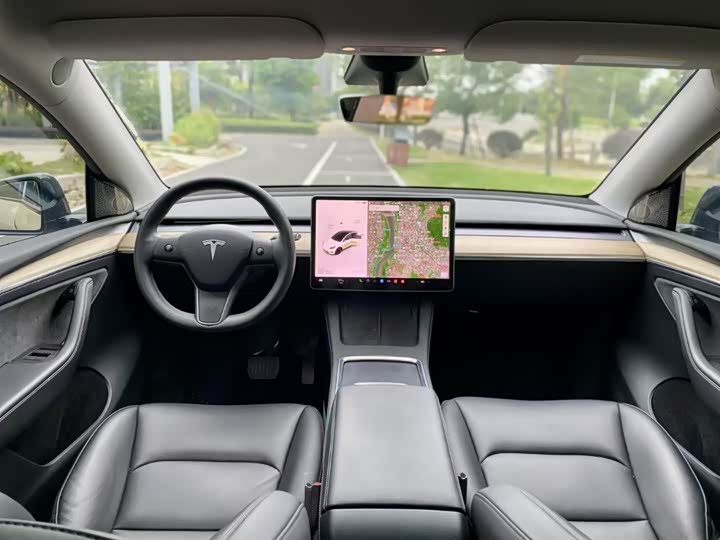 Tesla Model Y, 2022 — фото 9 из 9