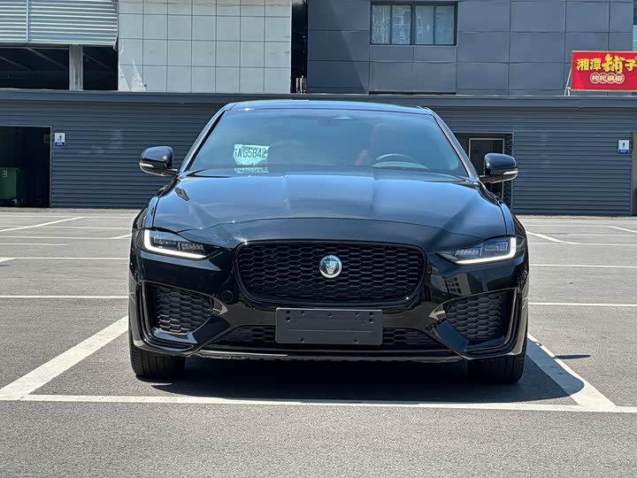 Jaguar XE L, 2025 — фото 2 из 9